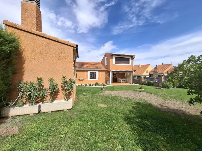 Foto 9d36f519-76c3-4e20-a973-953ab224da41. Casa amb piscina a Añón de Moncayo