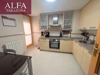 Appartamento in Tarazona. Piso amueblado con ascensor en zona centro