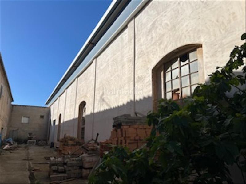 Foto 15a1a603-badd-4e43-a15a-b4dd5ee719eb. Nave industrial nave en casetas en Paseo Independencia Zaragoza