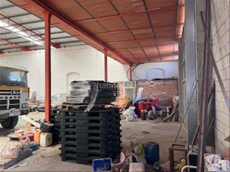 Foto 16220530-b815-42aa-8e77-a9b2d1c67791. Nave industrial nave en casetas en Paseo Independencia Zaragoza