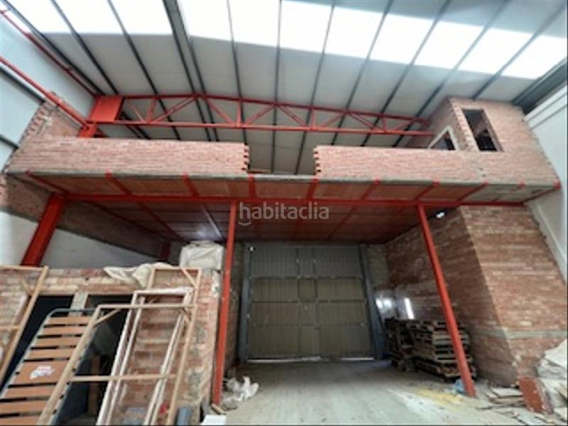 Foto 2084b249-212b-4741-bc1f-66c9448d80b7. Nave industrial nave en casetas en Paseo Independencia Zaragoza