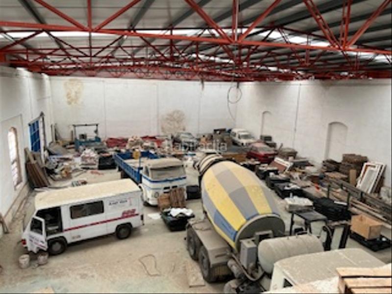 Foto 3bdd0446-5d54-4c76-91c5-f6f28243577d. Nave industrial nave en casetas en Paseo Independencia Zaragoza