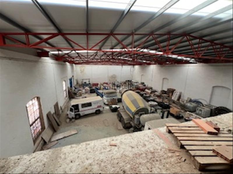 Foto 505cdabf-bf07-415b-aaa8-a0b018b7dfff. Nave industrial nave en casetas en Paseo Independencia Zaragoza