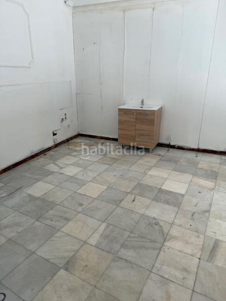 Foto 7a4d7838-6b35-424f-880f-a9607e163de3. Rent business premise in calle de la manifestación 21 in Zaragoza