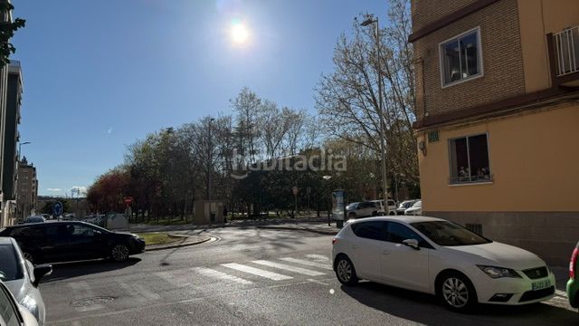 Foto eb01f16a-dd95-4076-9f57-b1a47bf35c6b. Pis amb calefacció a Santiago Huesca