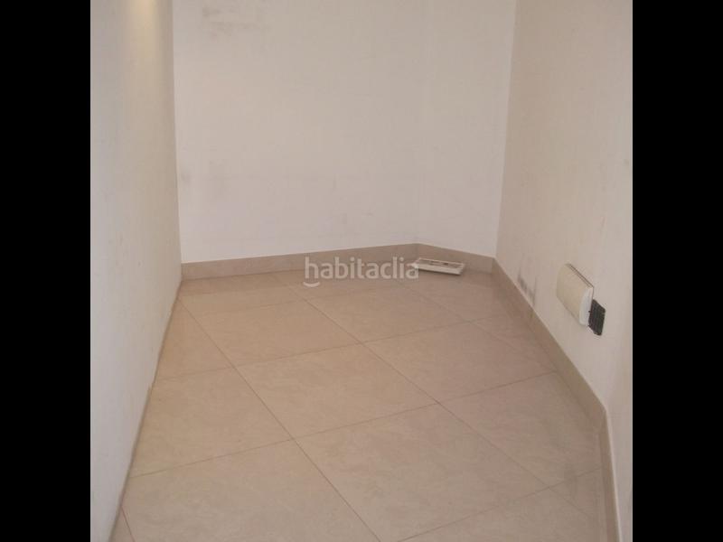 Foto a029ce54-6bd8-4733-811d-061fcac60b66. Location local commercial dans Plaza España - Corte Inglés Vigo