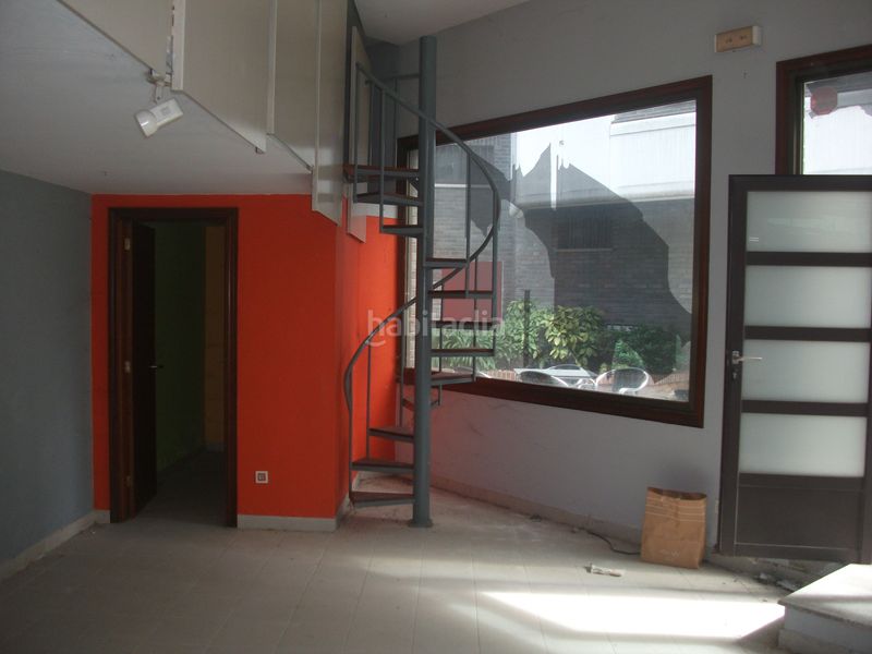 Foto 1a451769-14a9-439a-bb4a-dc9611a84db1. Local comercial a O Castro Vigo