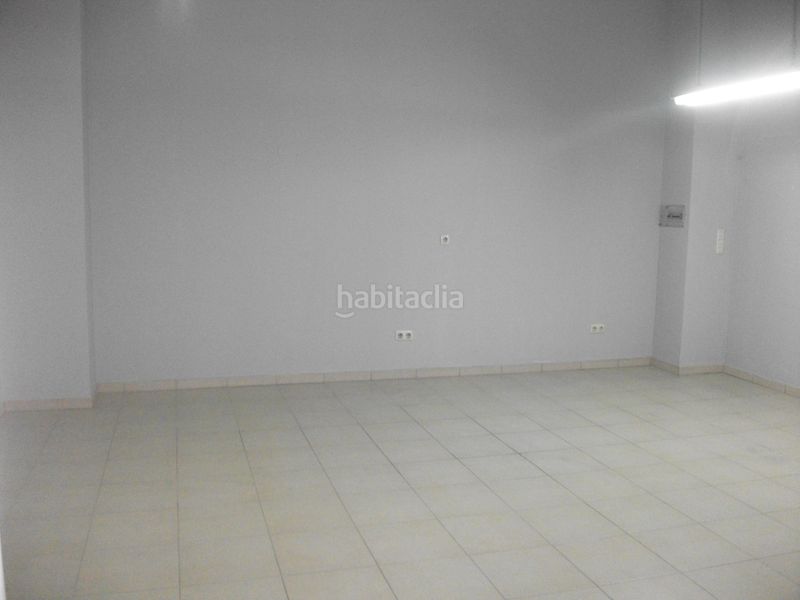 Foto 3e87efce-ac6b-4526-b6a7-aac7e07db7ad. Local comercial a O Castro Vigo