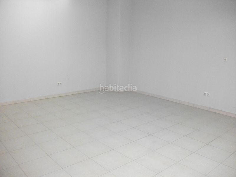 Foto ca0639a3-118a-4043-a792-164a18ed5a24. Local comercial a O Castro Vigo