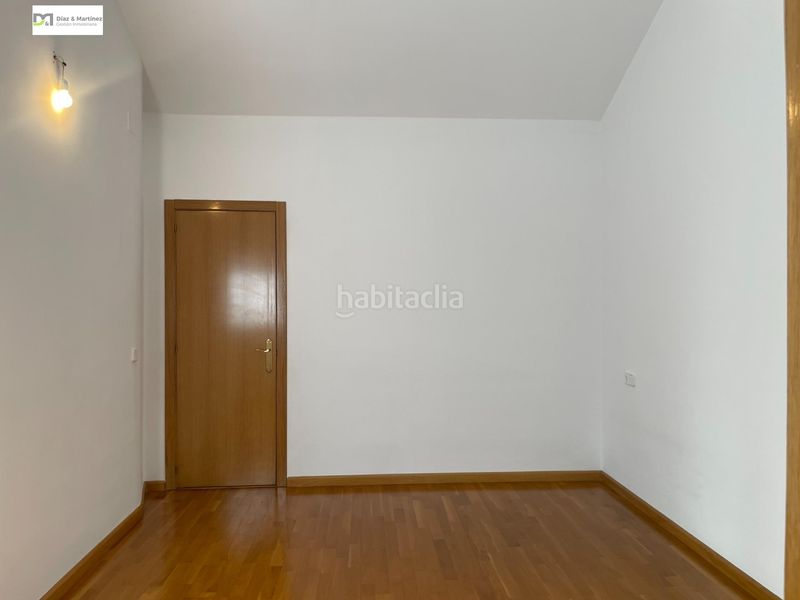 Foto 58ed49c6-db1e-4fdb-90c1-29a5dfe0763d. Location appartement avec chauffage parking dans Centro Ciudad León