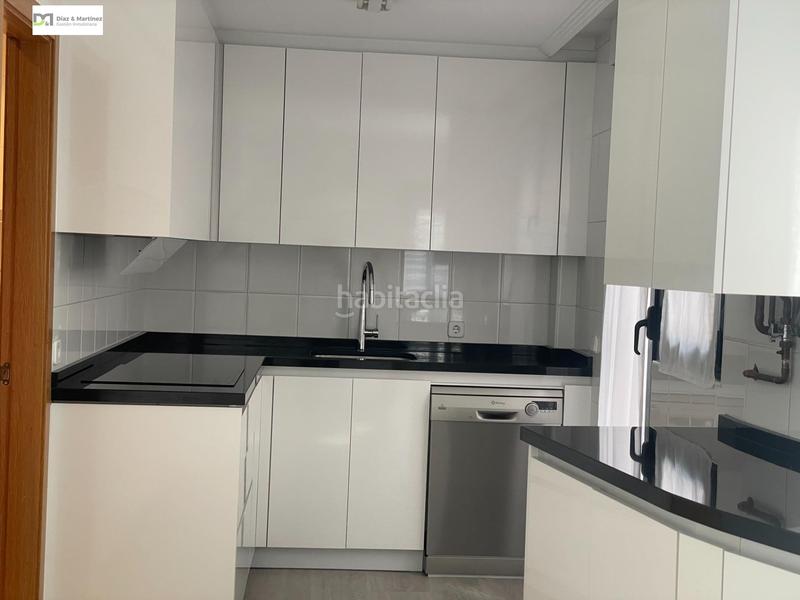 Foto 4e90c4db-c86f-4f9d-bf92-be1671c5d5df. Alquiler piso duplex de 5 dormitorios al lado de san marcos en León