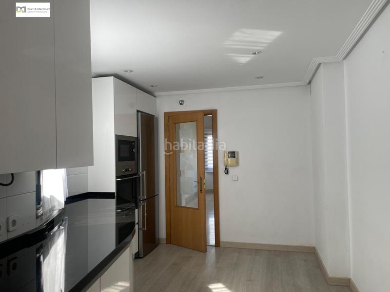 Foto 2b6e45da-9387-44dd-9421-3f92c93c51d4. Rent flat with heating parking in Centro Ciudad León