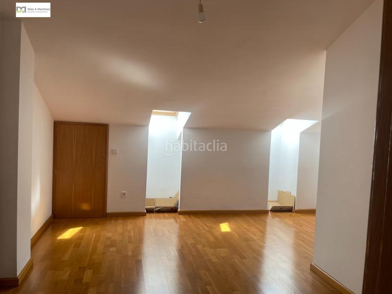 Foto 752930a3-900a-407b-95d3-b14459f4b98f. Rent flat with heating parking in Centro Ciudad León