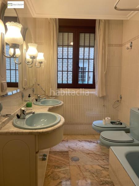 Foto f1479f0a-bbd9-4e6e-b5d8-9b45bc0c22ae. Alquiler piso excelente vivienda de 5 dormitorios en la inmaculada en León