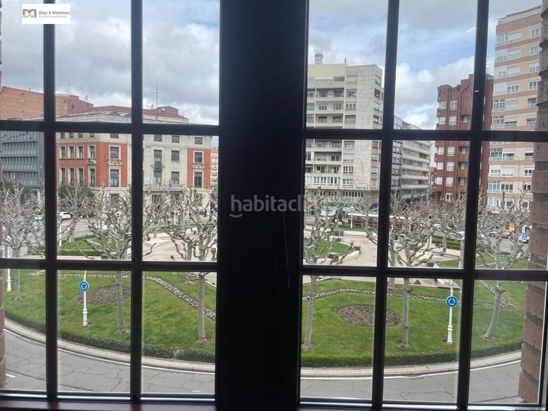 Foto c7d44e86-3975-4d53-a8a2-6e0737c1c2e1. Lloguer pis amb calefacció aparcament a Centro Ciudad León