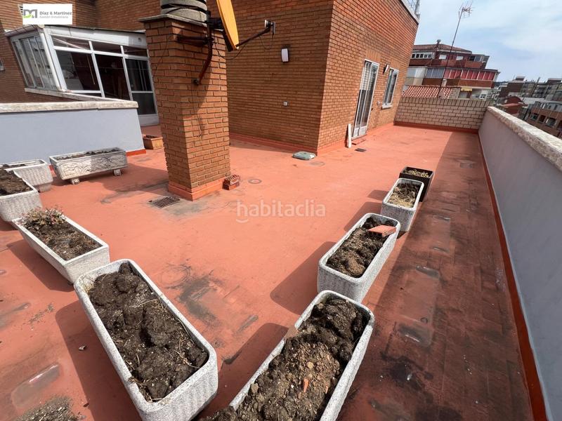 Foto 555921ce-6758-4208-aee1-c863f4e098d4. Miete zweistöckige wohnung mit parking in San Claudio - La Chantría León