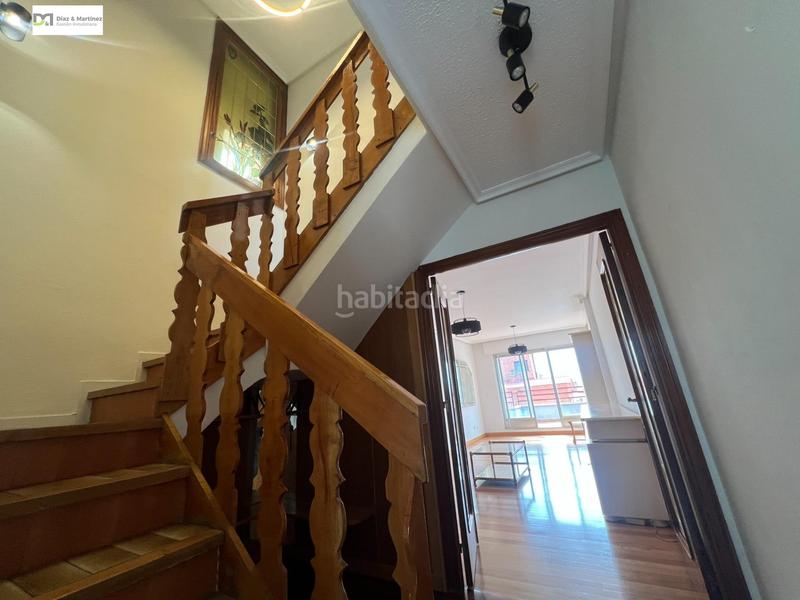 Foto 73a00fc6-c2e8-48c4-9a45-d3f29112b4d0. Rent duplex with parking in San Claudio - La Chantría León