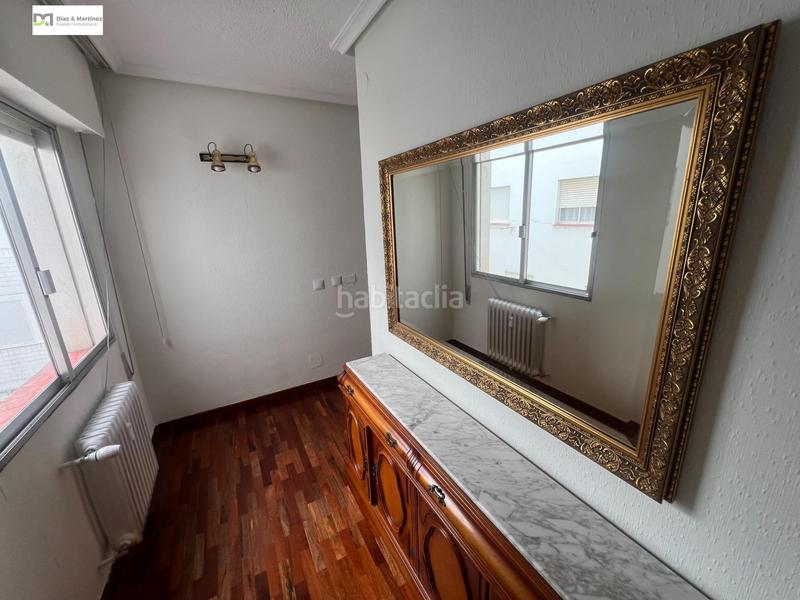 Foto b58195c0-cef4-43c7-998e-7fdb4771f3af. Rent duplex with parking in San Claudio - La Chantría León