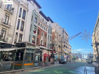 Miete Geschäftsraum in Centro Ciudad. Se alquila local de 200m en ordoño ii