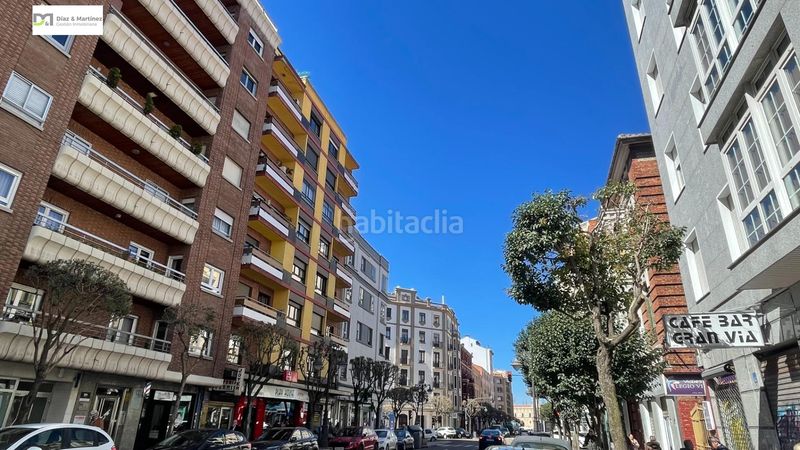 Foto 5b126b57-6dd2-442a-86e5-b9e854070a91. Pis amb calefacció a Centro Ciudad León