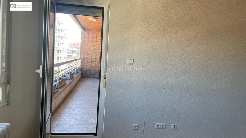 Foto c5c64a26-3fe0-4a1e-a0a8-7a847da98766. Pis amb calefacció a Centro Ciudad León