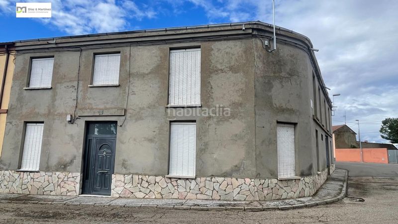 Foto 470cf516-510a-480c-a0be-8657fbf353e4. Casa con riscaldamento in Bustillo del Páramo