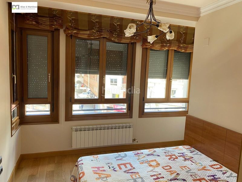 Foto b89ff1d3-8ec1-452a-9622-660e70f4d09a. Apartament amb calefacció a Centro Ciudad León