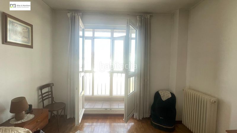 Foto 2dd1ec23-55b5-45b4-9aa4-b7cfeb195880. Apartament amb calefacció aparcament a Armunia León
