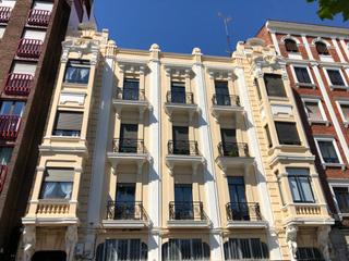 Piso en Centro Ciudad. Piso para reformar en edificio emblematico