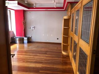 Office space in Centro Ciudad. Oficina de 70 m2 con baño en el centro de león