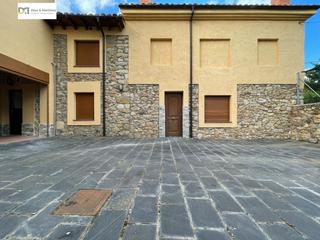 Maison à Boñar. Casa de piedra al lado de boñar