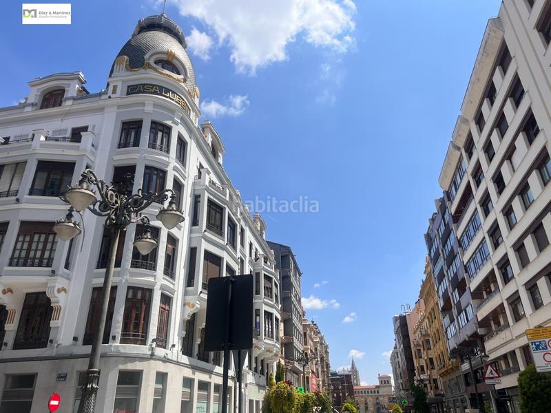 Foto d0b30b73-04be-45e0-ae65-359d2a3bebf0. Bureau avec chauffage dans Centro Ciudad León