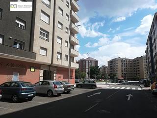 Location Local commercial à San Mamés - La Palomera. Local sin acondicionar en poligono la torre