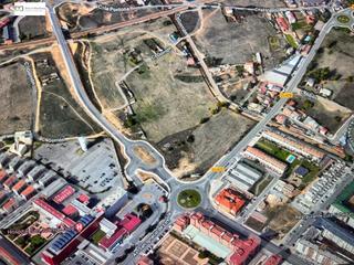 Terrain résidentiel à San Andrés del Rabanedo Pueblo. Parcela de 2091 m2 urbanizable al lado del hospital san juan de