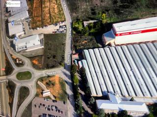 Residential Plot in Trobajo del camino. Parcela industrial en el poligono de trobajo del camino 827 m2