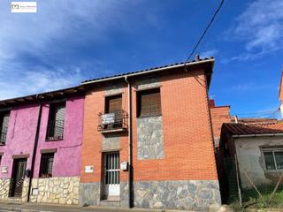 Maison à Armunia. Casa en armunia