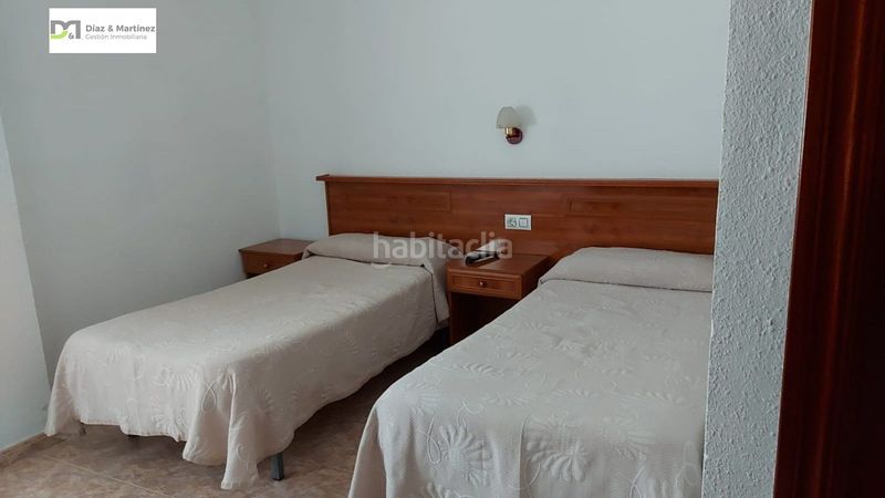 Foto 4772f07d-45a9-44cb-92ee-95c24faeec1b. Local comercial a Robla (La)