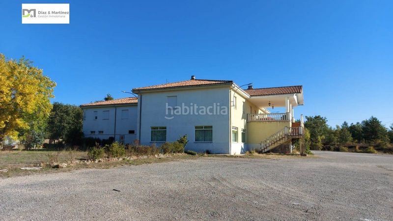 Foto daee3e73-3760-4e58-9d8a-e30ef7b0df76. Local comercial a Robla (La)