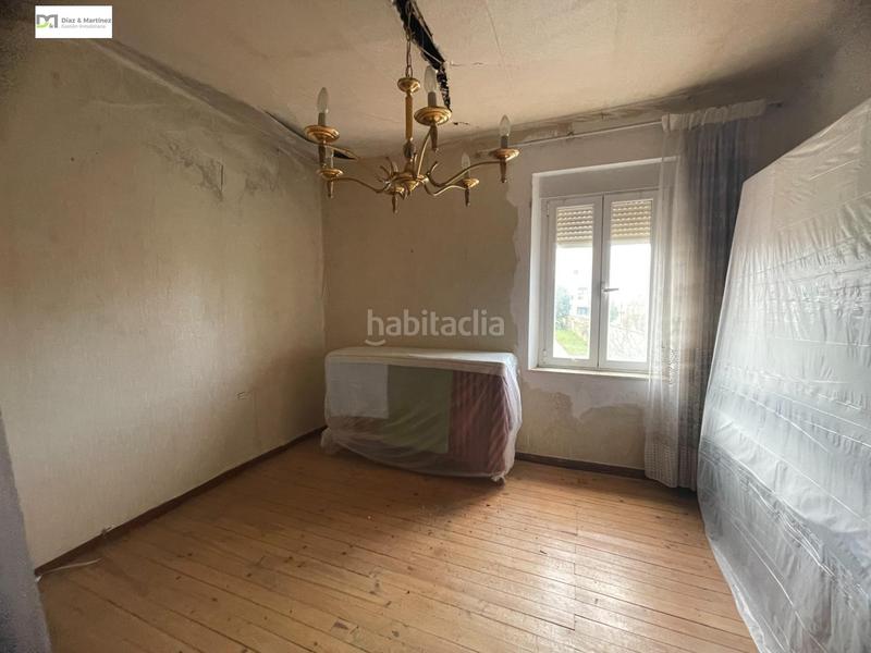 Foto 574dd0cd-7758-41df-bd0c-937d7932fd75. Haus mit parking in Puente Castro León