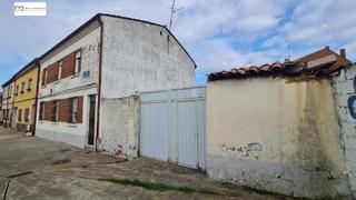 Maison à Puente Castro. Casa en puente castro