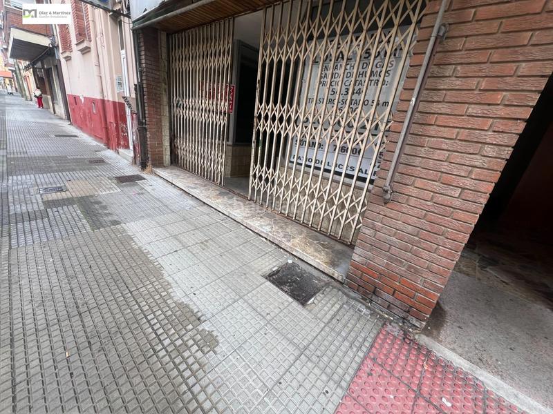 Foto 9232e00d-6e76-4483-a745-826dcc9dfe8e. Local comercial  de 150 m2 en planta con baño en León