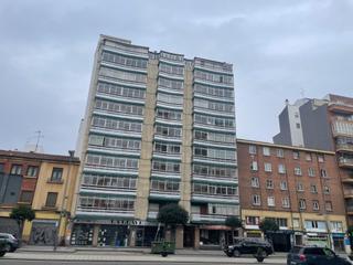 Appartement à La Lastra. Piso para entrar a vivir proximo al corte ingles