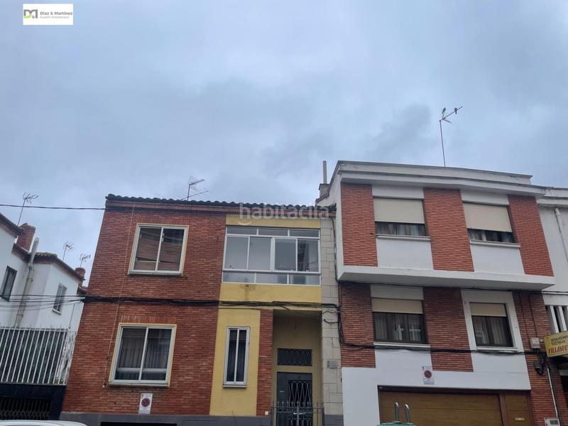 Foto 6da3dfa8-aeae-4257-b6e3-d99eb73e79a5. Casa con riscaldamento parcheggio in San Mamés - La Palomera León