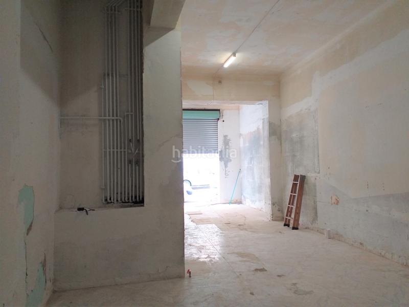 Foto 41c3c792-398a-487b-a508-ba81d1897c5e. Lloguer local comercial a carrer de torns 26 a Sants-Badal Barcelona