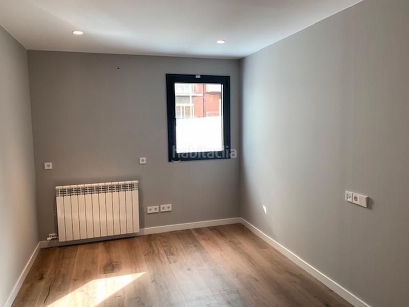 Foto 792f5232-bebd-490c-bd88-1904b1f18b67. Pis a carrer d'amílcar 129 a La Font d´en Fargues Barcelona