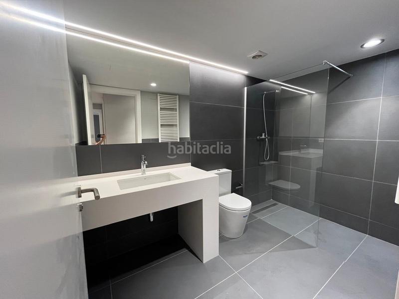 Foto 8a7f233d-59d3-4c8b-a02f-4d42ff4f29b2. Pis a carrer d'amílcar 129 a La Font d´en Fargues Barcelona