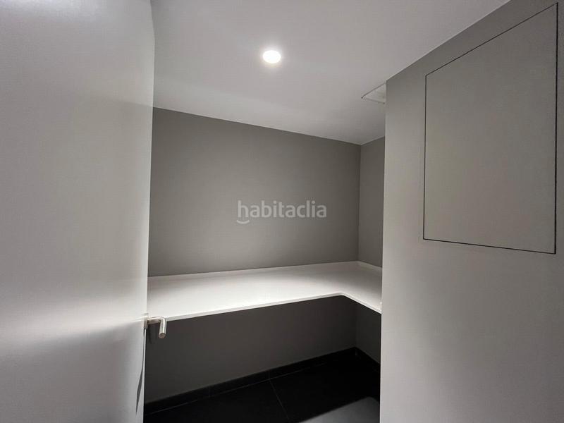 Foto c38f92ee-0d3a-48d1-bc6c-363f81fcfd92. Pis a carrer d'amílcar 129 a La Font d´en Fargues Barcelona