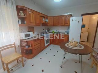 Casa a Hellín. 2512 casa de 200m2 con patio y garaje, en agramón