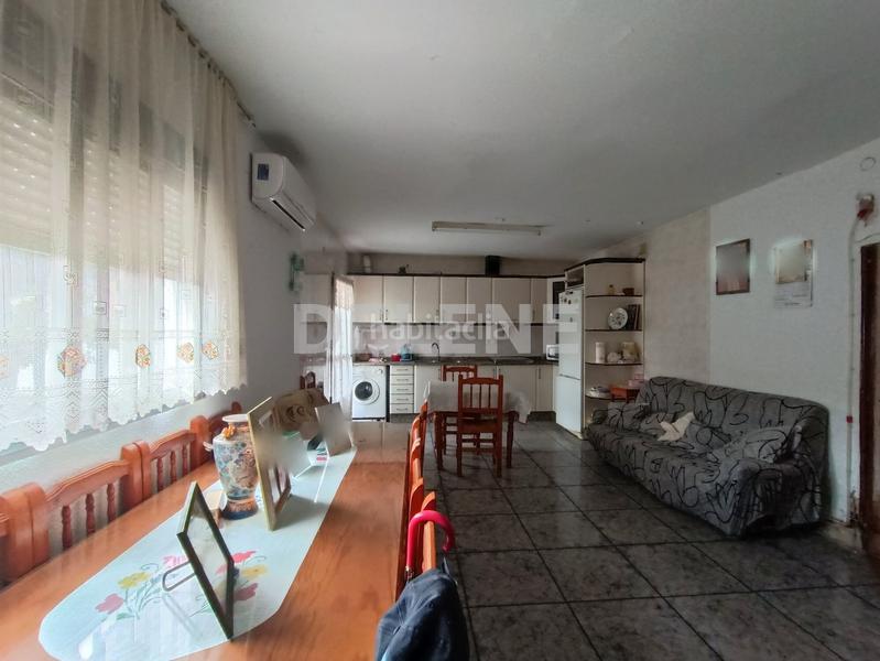 Foto 6051db52-e802-40aa-89ed-4df400720ce1. Casa a schiera in Hellín