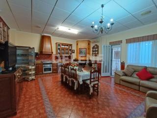 Planta baja en Hellín. 2750 planta baja con cochera, barrio del carmen